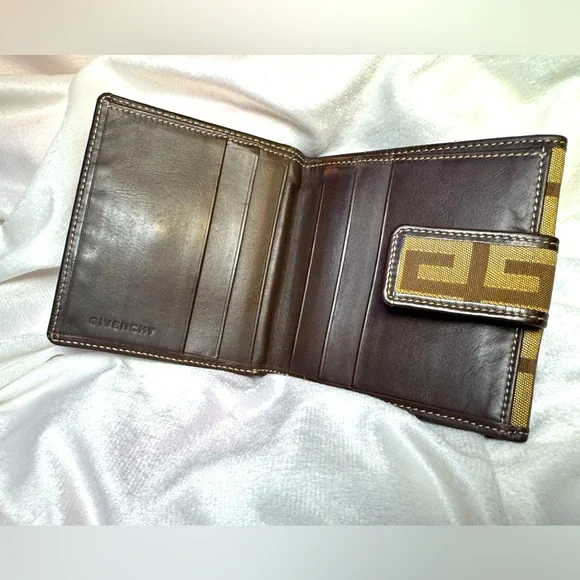 Givenchy VNTG Monogram Wallet CD 1013 - Picture 3 of 12